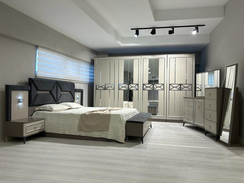 rrrrrrrrrrrrrrrrrrrr